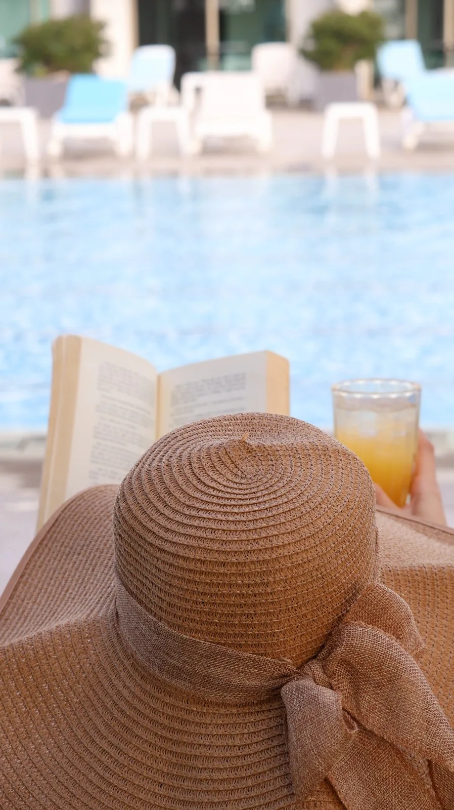 A quiet hour by the pool